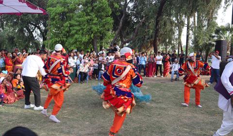 शुभकार्यमा प्रदर्शन गरिने छलियानाचको माग उच्च
